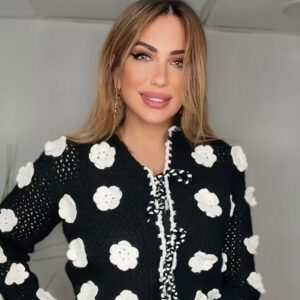 Elegant Two-Tone Pullover